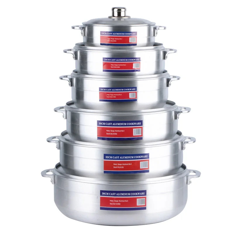 Lot de 6 marmites en aluminium moulé (Heavy Gauge Cast Aluminum Cookware) de différentes tailles, idéales comme ustensiles de cuisine à Bangui RCA.